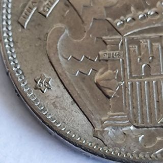 F35 Moneda 25 pesetas Franco 1957-66 SC