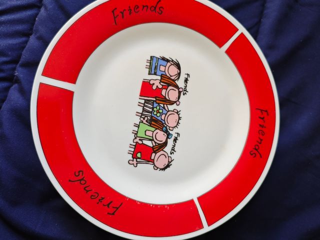 Vajilla infantil en muy buen estado