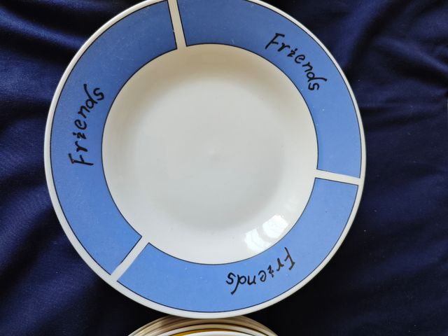 Vajilla infantil en muy buen estado