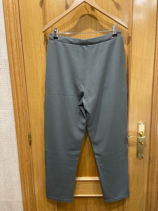 Pantalon tipo chandal