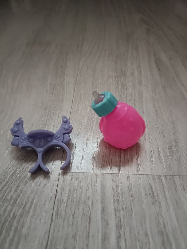 Accessori Casimeritos: teiera, anello e penna