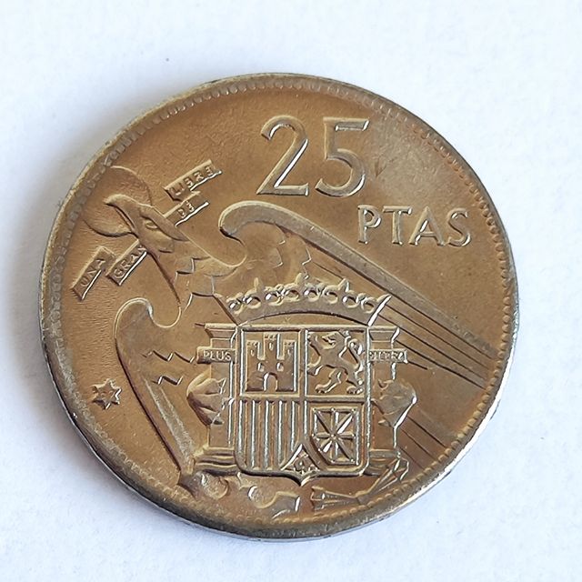 F37 Moneda 25 pesetas Franco 1957-69 SC