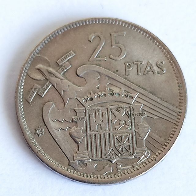 F40 Moneda 25 pesetas Franco 1957-74 EBC