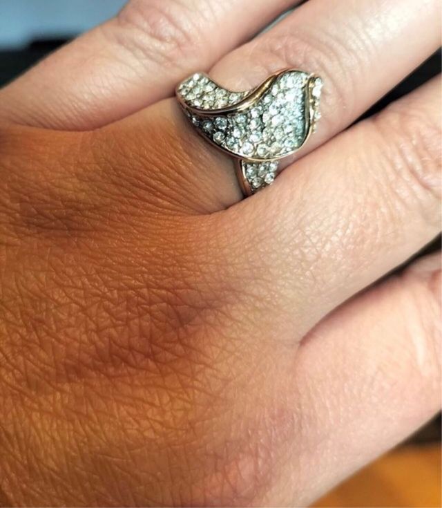 Precioso anillo nuevo