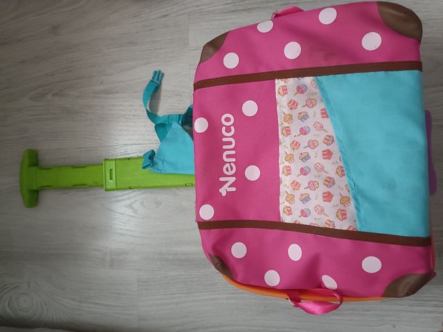 Valigia da viaggio Nenuco +: bambola e vestiti