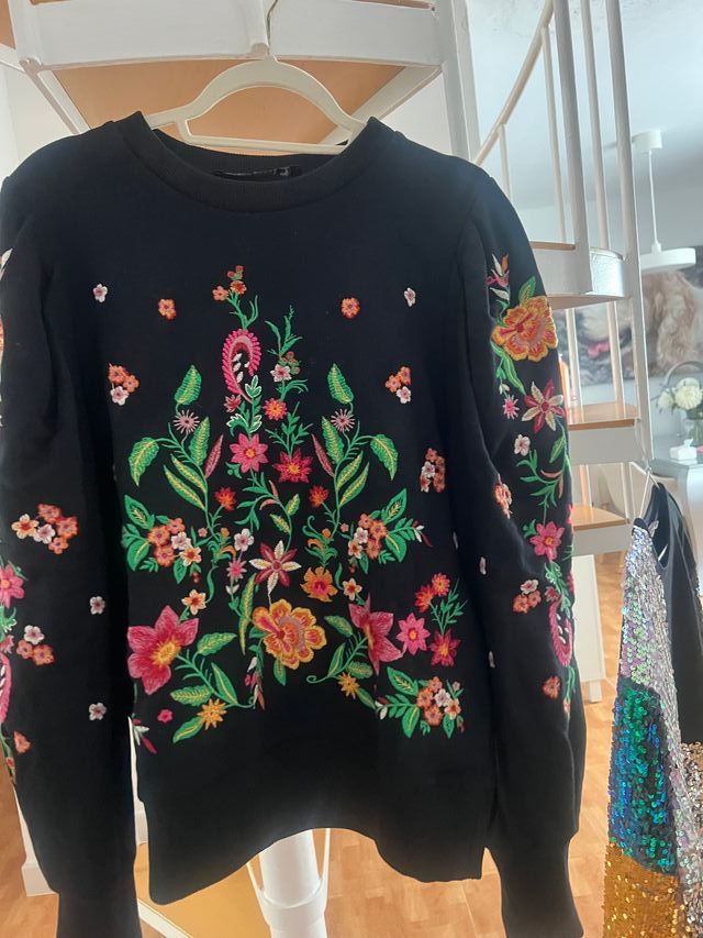 Abrigos paño bajos Zara