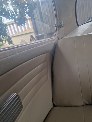 Volkswagen Beetle 1300 2025