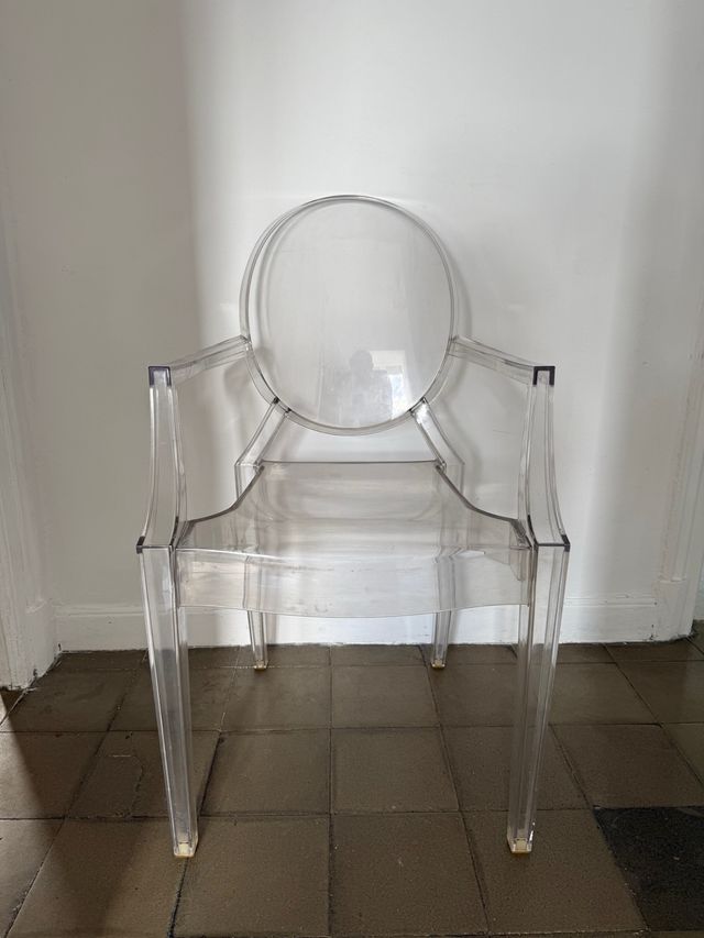 Sillas Louis Ghost - diseñadas Philippe Stark