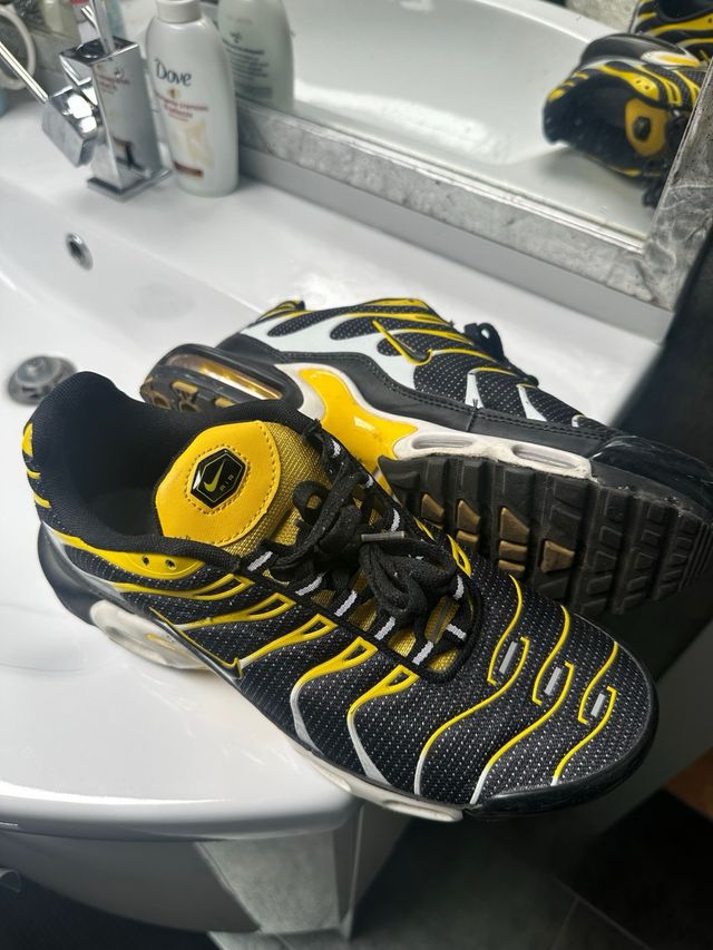 Nike Air Max Plus - Scarpe gialle e nere