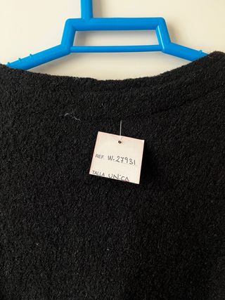 Abrigo lana negro bordado flores