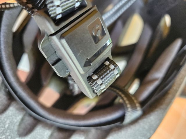 Casco Bontrager MIPS nuovo