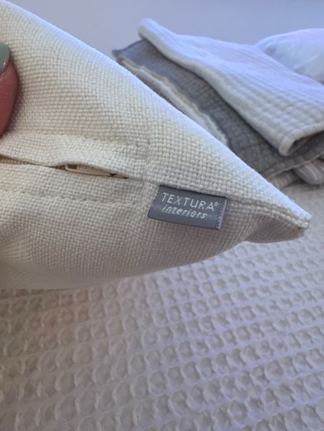 Funde de cojin blanco