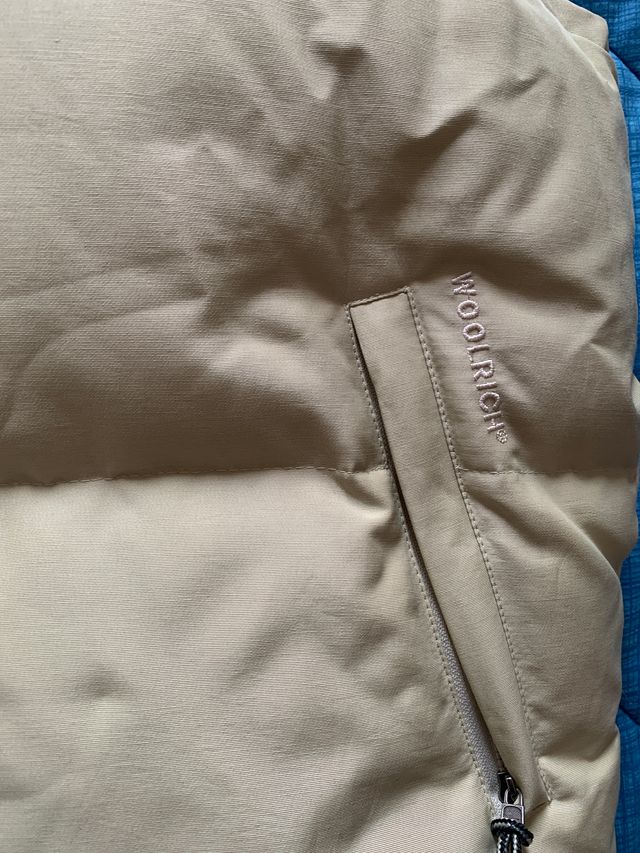 Piumino smanicato donna Woolrich