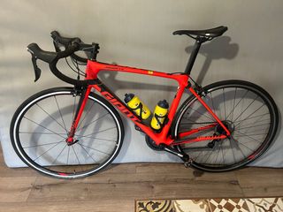 Bicicleta carretera Giant
precio no negociable