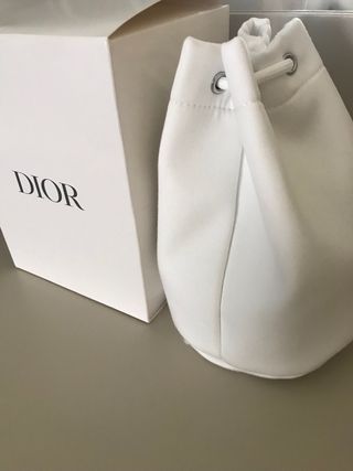 Neceser Dior blanco