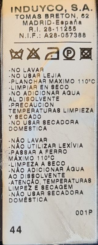 Abrigo lana virgen negro