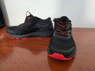 Zapatillas deporte Asics (sin estrenar) 
T.36