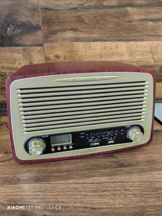 Radio vintage sunstech