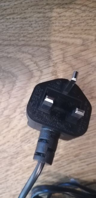 Herramienta podadora inalámbrica