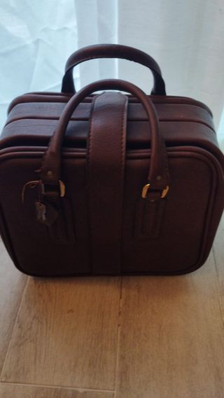 Maleta cuero vintage