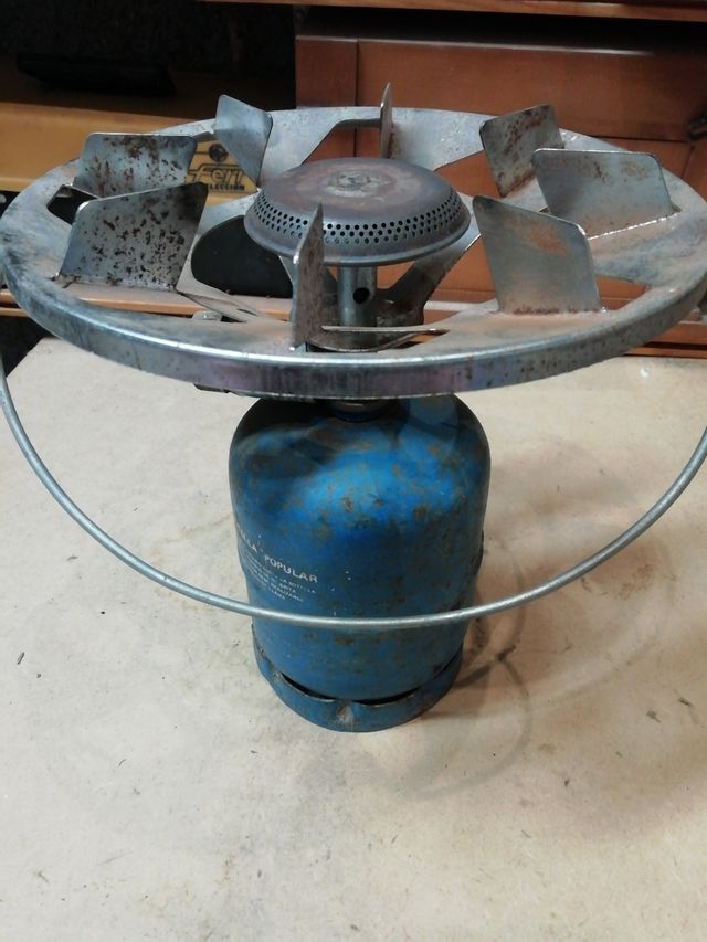 LOTE :Hornillo  Campingaz portátil Y paellero pequ