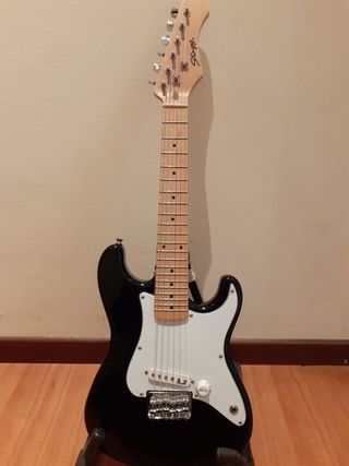 Chitarra Elettrica STAGG 2/4 per ragazzi/e
