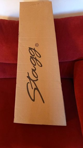 Chitarra Elettrica STAGG 2/4 per ragazzi/e