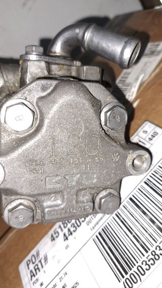 Bomba dirección asistida VW Touareg V6 TDI