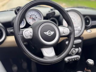 MINI Cabrio 2009