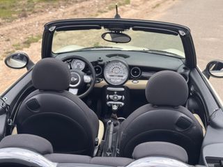 MINI Cabrio 2009