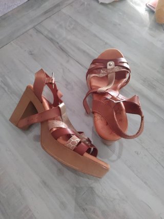 Sandalias