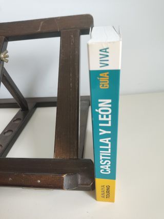 Castilla y León. Guía viva. Anaya, 2016.