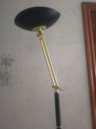 Lampara de pie de comedor ,sala de estar