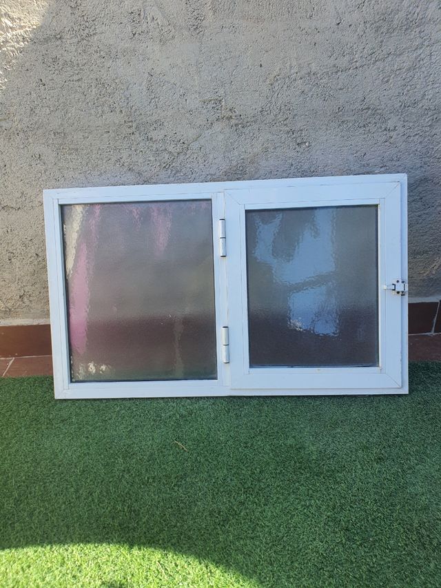 Ventana baño aluminio blanco