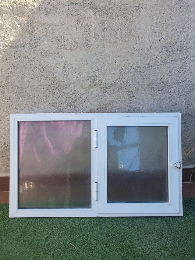 Ventana baño aluminio blanco