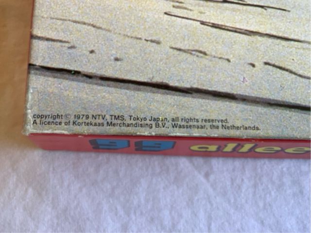 Puzzle 99: Alleen op de wereld (Vintage)