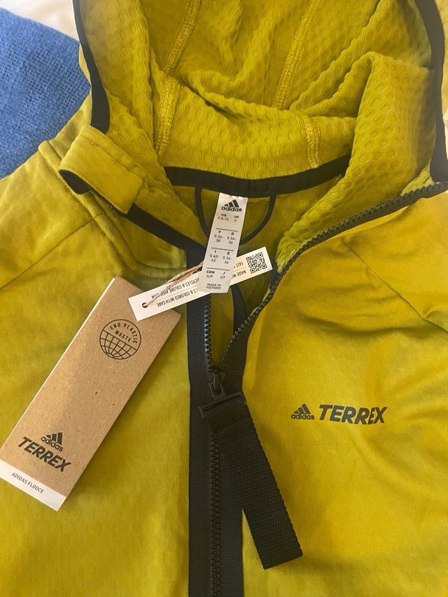 Chaqueta Adidas Terrex Verde Oliva