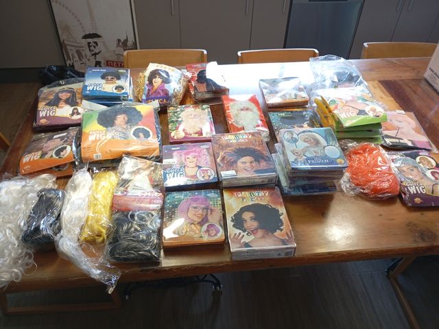 Pelucas variadas: 40uds