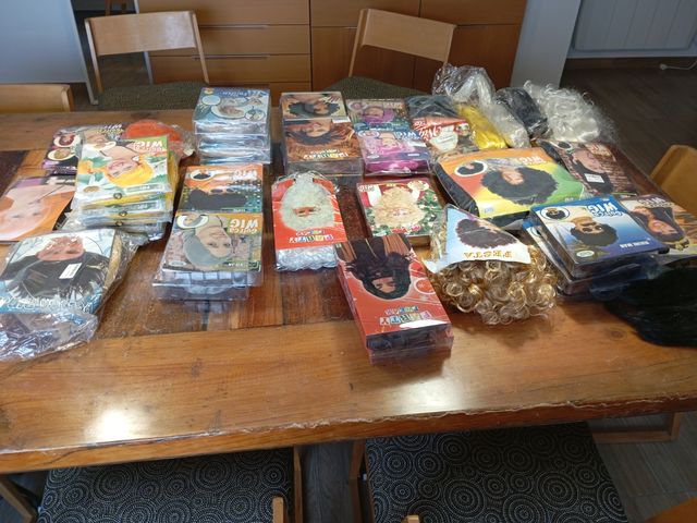 Pelucas variadas: 40uds