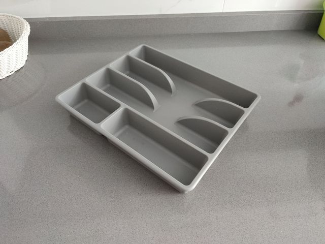 Cubertero gris Ikea - plástico
