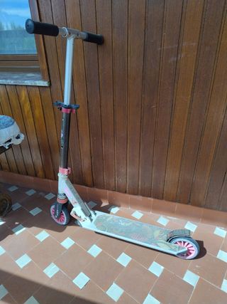 Patinete Infantil Plegable. Roller