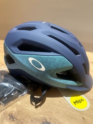 CASCO BICI  Oakley nuevo
