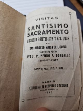 Libro antiguo Visitas al Santísimo