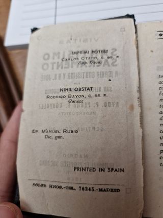 Libro antiguo Visitas al Santísimo
