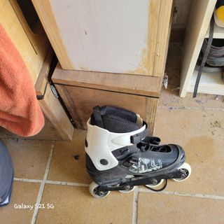 Patines en línea usados. Talla 42