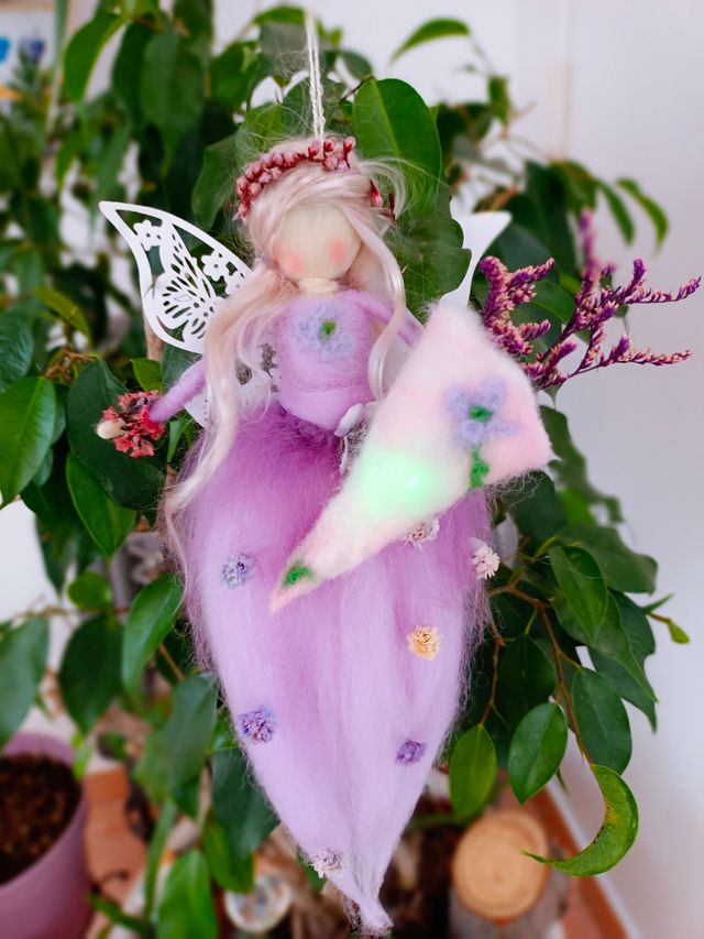 Hada Lila de Fieltro