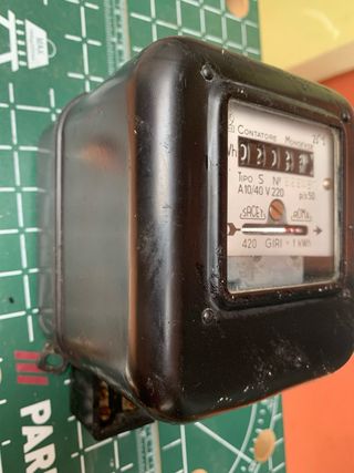 Vecchio Contatore per corrente