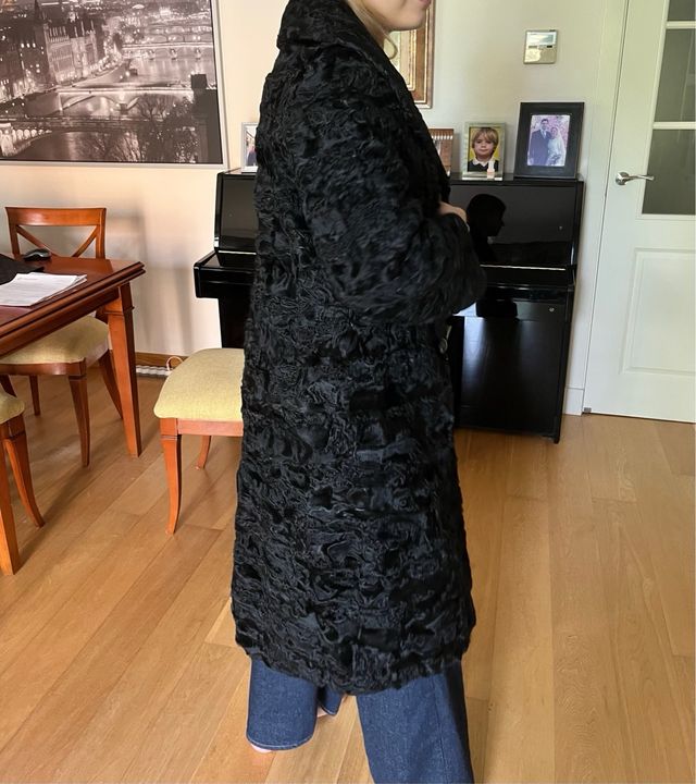 Abrigo de astracán auténtico