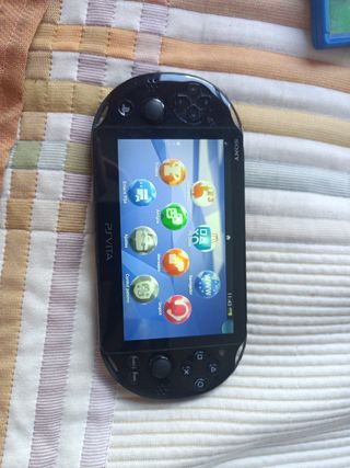 PS Vita (PlayStation Vita) negra + juegos
