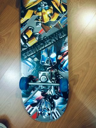 Monopatín Transformers